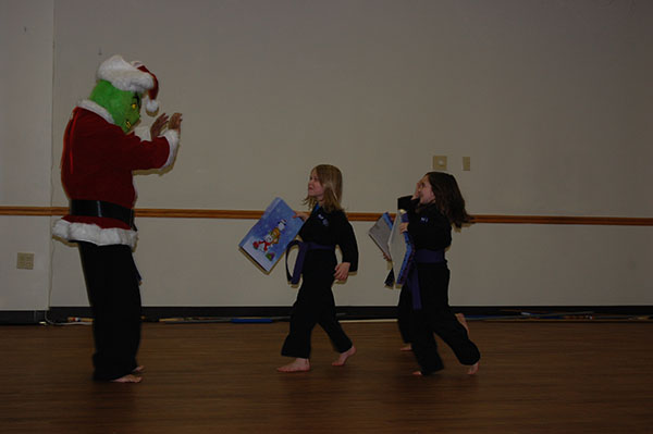 Kempo Karate Christmas Demo kids class Grinch skit